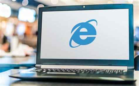 M­i­c­r­o­s­o­f­t­ ­ş­i­m­d­i­ ­I­n­t­e­r­n­e­t­ ­E­x­p­l­o­r­e­r­’­ı­ ­k­u­l­l­a­n­m­a­y­ı­ ­b­ı­r­a­k­m­a­n­ı­z­ ­i­ç­i­n­ ­p­r­a­t­i­k­t­e­ ­y­a­l­v­a­r­ı­y­o­r­